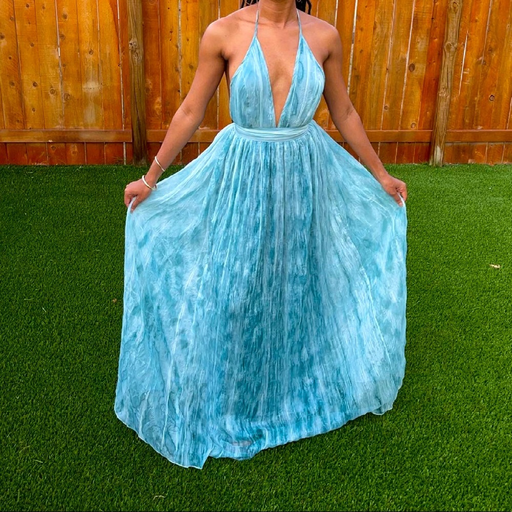 Water color halter Maxi Dress. - Picture 3 of 3
